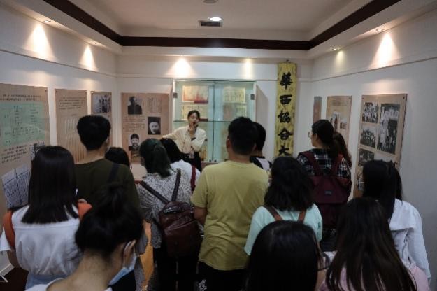 连年学科排全国第一！来看看beat365唯一官网华西护理学人才培养模式